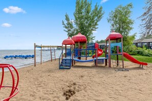 Children's area - Marina Bay 2BR Condo w/ Garage and Lake Views (Breezy Point)