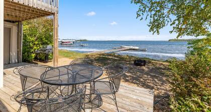 Lakefront 2BR Townhome with Beach & Dock Access