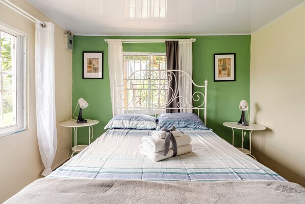 2 bedrooms, WiFi, bed sheets