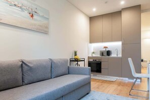 Smart TV - Cozy & Bright Flat by Host Wise (Guimarães)