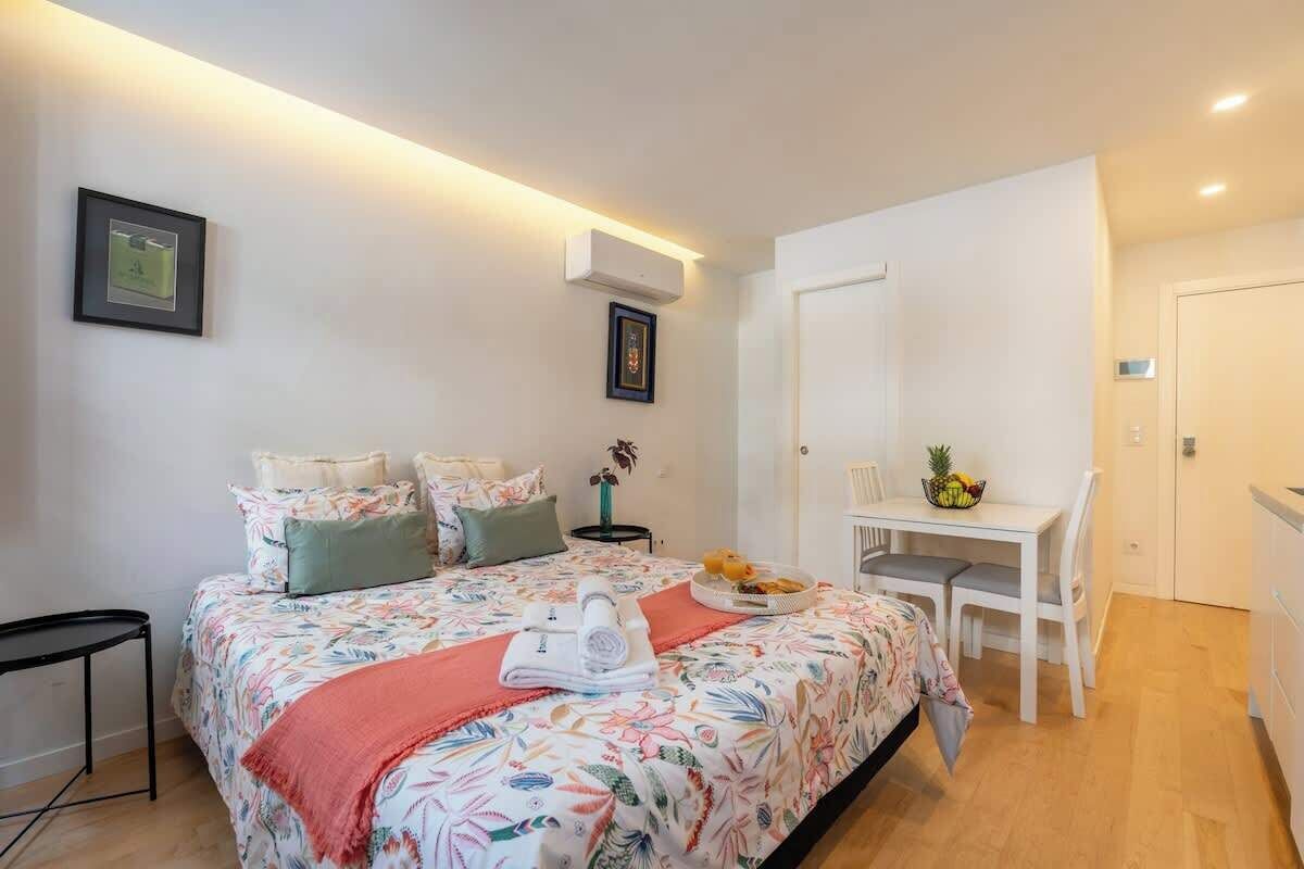 1 soverom, reiseseng for barn, wi-fi og sengetøy