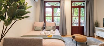 HostWise - Modern and Spacious Home