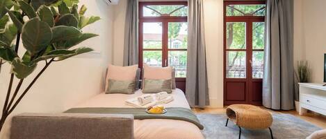 1 bedroom, iron/ironing board, free WiFi, bed sheets