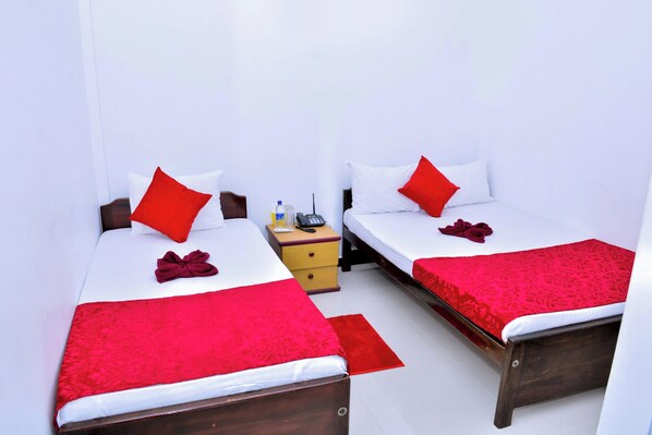 Basic Single Room, Mountain View