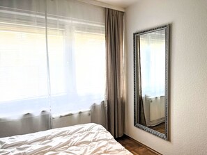 2 bedrooms, Internet