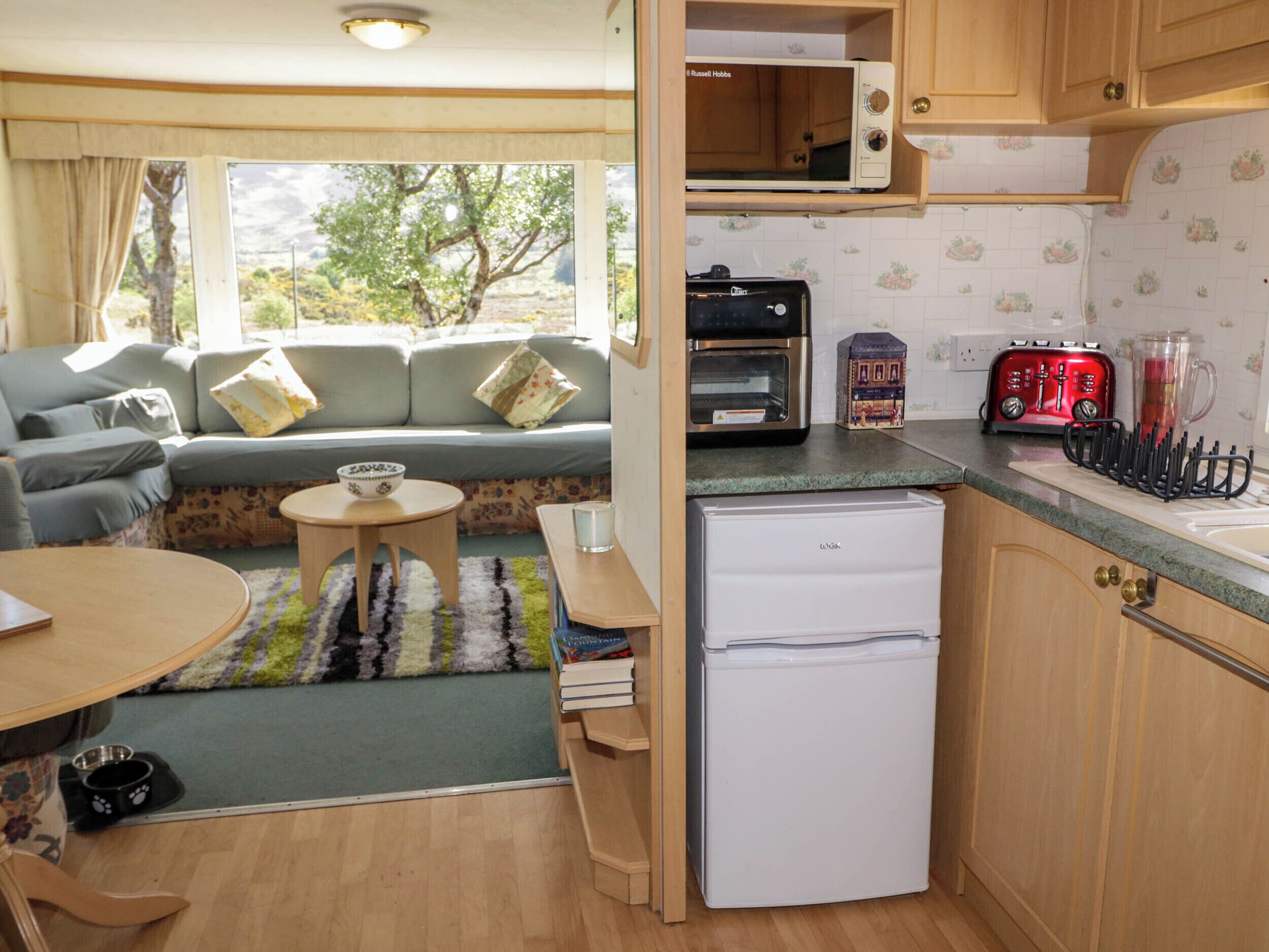 مستلزمات طهي/أطباق/أوعية