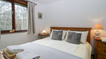 1 Schlafzimmer, individuell dekoriert, individuell eingerichtet