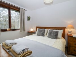 1 habitación, decoración personalizada y muebles diferentes 