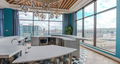 Cozy apartment in Charming Cincinnati with fitness room, WiFi, Ac