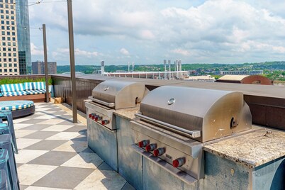 Cozy 1-Bedroom apartment with fitness room, WiFi in Charming Cincinnati