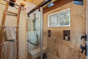 Shower, hair dryer, towels