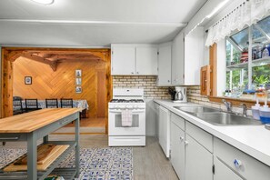 Coffee/tea maker, fridge, microwave, oven - Family & Pet-Friendly Cape Escape Near Beach (Hyannis)