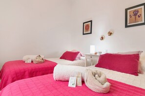 1 dormitorio, tabla de planchar con plancha, wifi gratis y ropa de cama