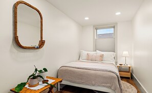 3 bedrooms, desk, iron/ironing board, travel cot