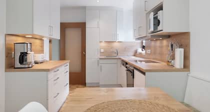 Ferienwohnung '1' mit Bergblick, privater Terrasse und Wi-Fi