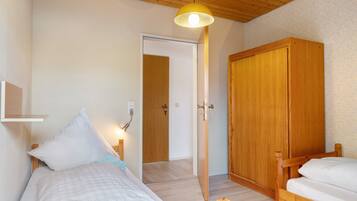 2 Schlafzimmer, Bügeleisen/Bügelbrett, kostenloses WLAN, Bettwäsche