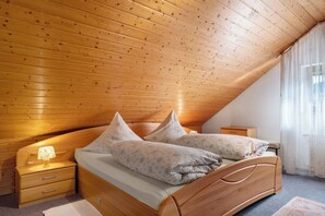 2 間睡房、熨斗/熨衫板、免費 Wi-Fi、床單