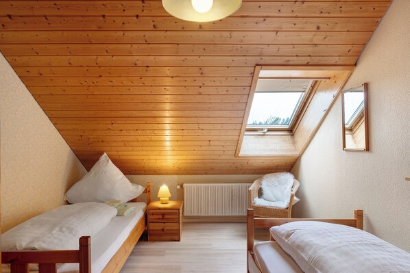 2 chambres, Wi-Fi gratuit, draps fournis