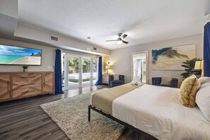 6 bedrooms, travel crib, free WiFi