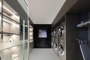 Laundry room - Atour Light Shanghai Pudong Airport Shixin Road Hotel (Shanghai)