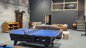 Spielezimmer