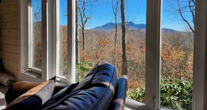 Sugar Mountain Hideaway: 2-2 home on Private Secluded Road w breathtaking view