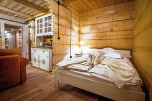 Studiosuite – classic, fjellutsikt | Strykejern/-brett, wi-fi (inkludert) og sengetøy