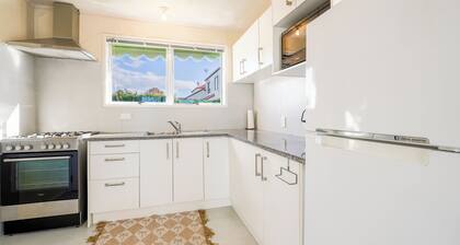 Stunning Two Bedroom House in in Half Moon Bay