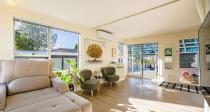 Stunning Two Bedroom House in in Half Moon Bay