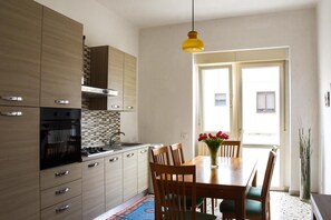 Dining - Apartment 'Katospedi House' with Balcony, Wi-Fi and Air Conditioning (Lecce)