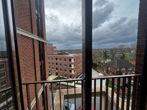 Grosvenor Rd Studio - Sleeps 4, Pet Friendly, WiFi