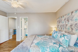 2 bedrooms, iron/ironing board, Internet, bed sheets