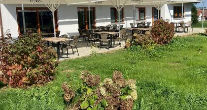 Ferienwohnung '4' mit Gemeinschaftsterrasse, Gemeinschaftsgarten und Wi-Fi