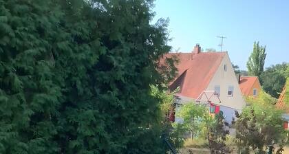 Ferienhaus 'Geräumiges Haus mit Garten' mit privater Terrasse und Wi-Fi