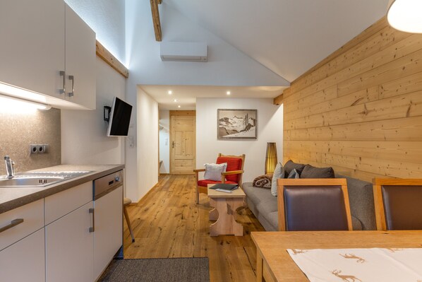 Living area - Apartment 'Kanisfluh' with Shared Garden and Wi-Fi (Mellau)