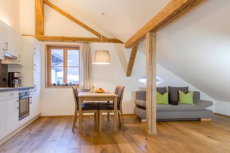 Intérieur. Appartement "Hangspitz" avec jardin partagé et Wi-Fi
