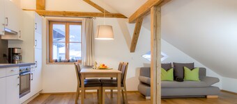 Apartment 'Hangspitz' with Shared Garden and Wi-Fi