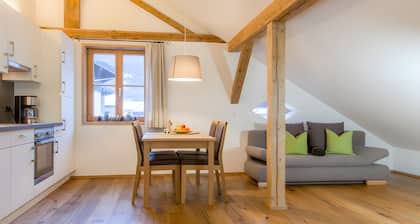 Ferienwohnung 'Hangspitz' mit Gemeinschaftsgarten und Wi-Fi