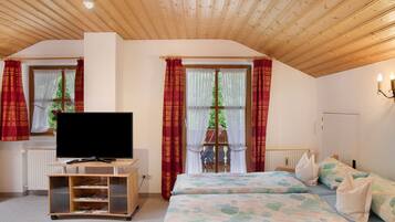 1 bedroom, free WiFi, bed sheets