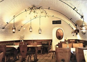 Dining - Apartment 'Wein- Und Vesperstube' with Private Terrace and Wi-Fi (Vogtsburg)