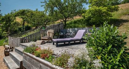 Ferienwohnung S'Raubers" mit privater Terrasse, privatem Garten und Wi-Fi
