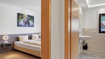 1 Schlafzimmer, Bügeleisen/Bügelbrett, kostenloses WLAN, Bettwäsche