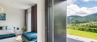 Holiday Apartment 'Luftige Auszeit' with Mountain View, Private Terrace and Garden