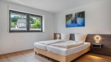 1 chambre, fer et planche Ă repasser, Wi-Fi gratuit, draps fournis