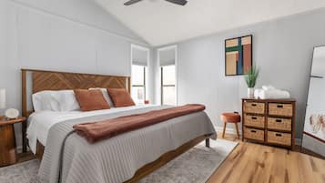 2 quartos, ferros/tábuas de passar roupa, Wi-Fi, roupa de cama