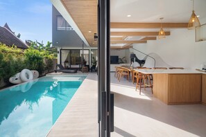 Piscine extérieure