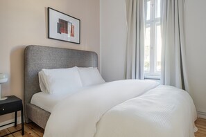 1 bedroom, iron/ironing board, WiFi, bed sheets - Blueground | Alt-Treptow, balcony, nr Spreeufer (Berlin)