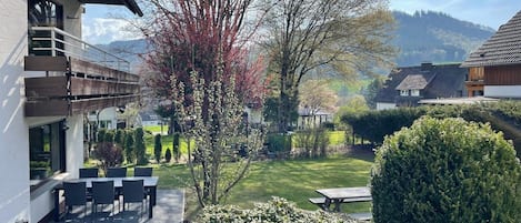 Apartment | Garden