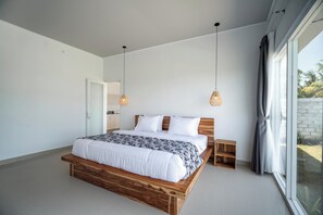 Comfort Villa, Garden View | Desk, laptop workspace, soundproofing, free WiFi