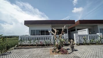 住宿正面